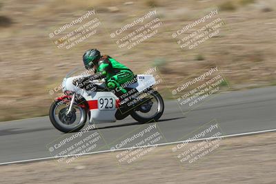 media/Apr-20-2025-AHRMA (Sun) [[393a79c373]]/Race/Group 2/Turn 4b/